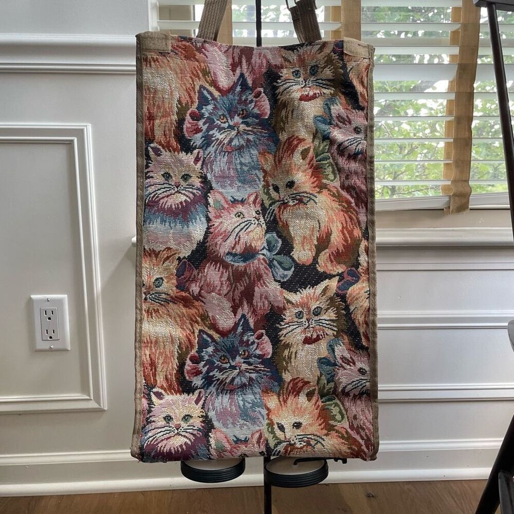 Vintage Cat Tapestry Wheeled Shopper Bag Tote Collapseable